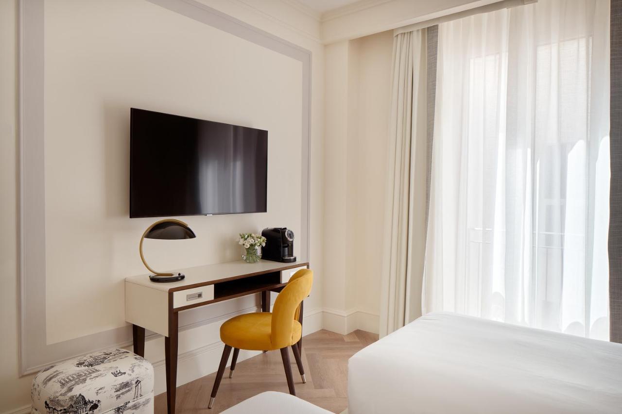 Una Hotels Trastevere Roma Bagian luar foto